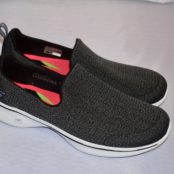 skechers goga max womens olive